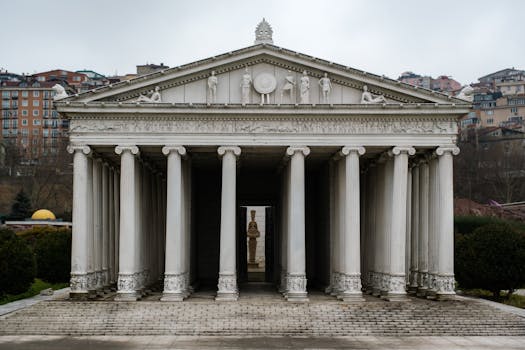 Top 10 Must-Visit NYC Bars for First-Timers: Ultimate Guide