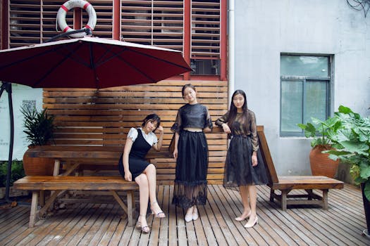 Ultimate Women's Guide to Clubbing Fashion: Style, Comfort & Trends